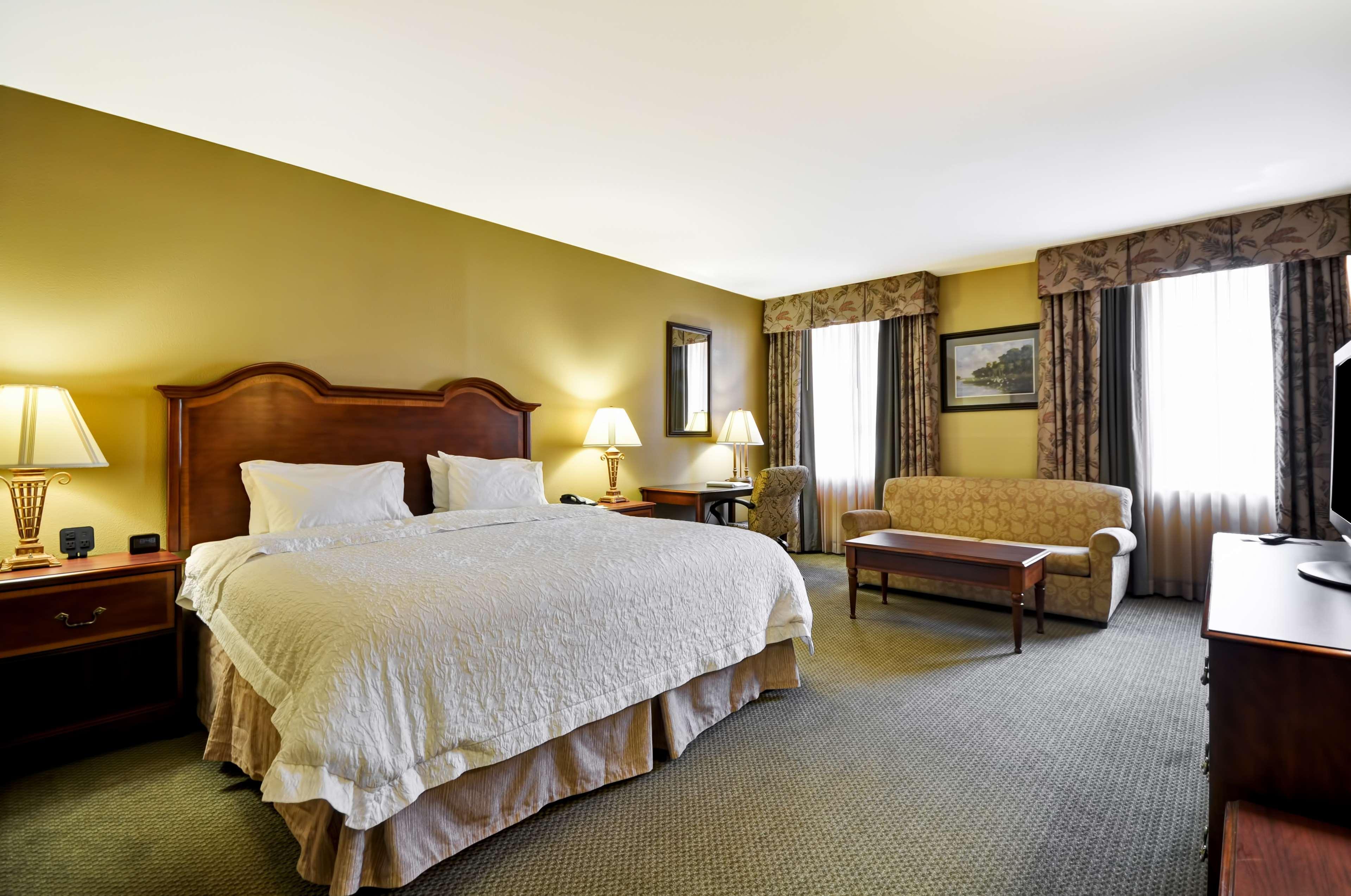 Hampton Inn Charleston-Historic District Extérieur photo