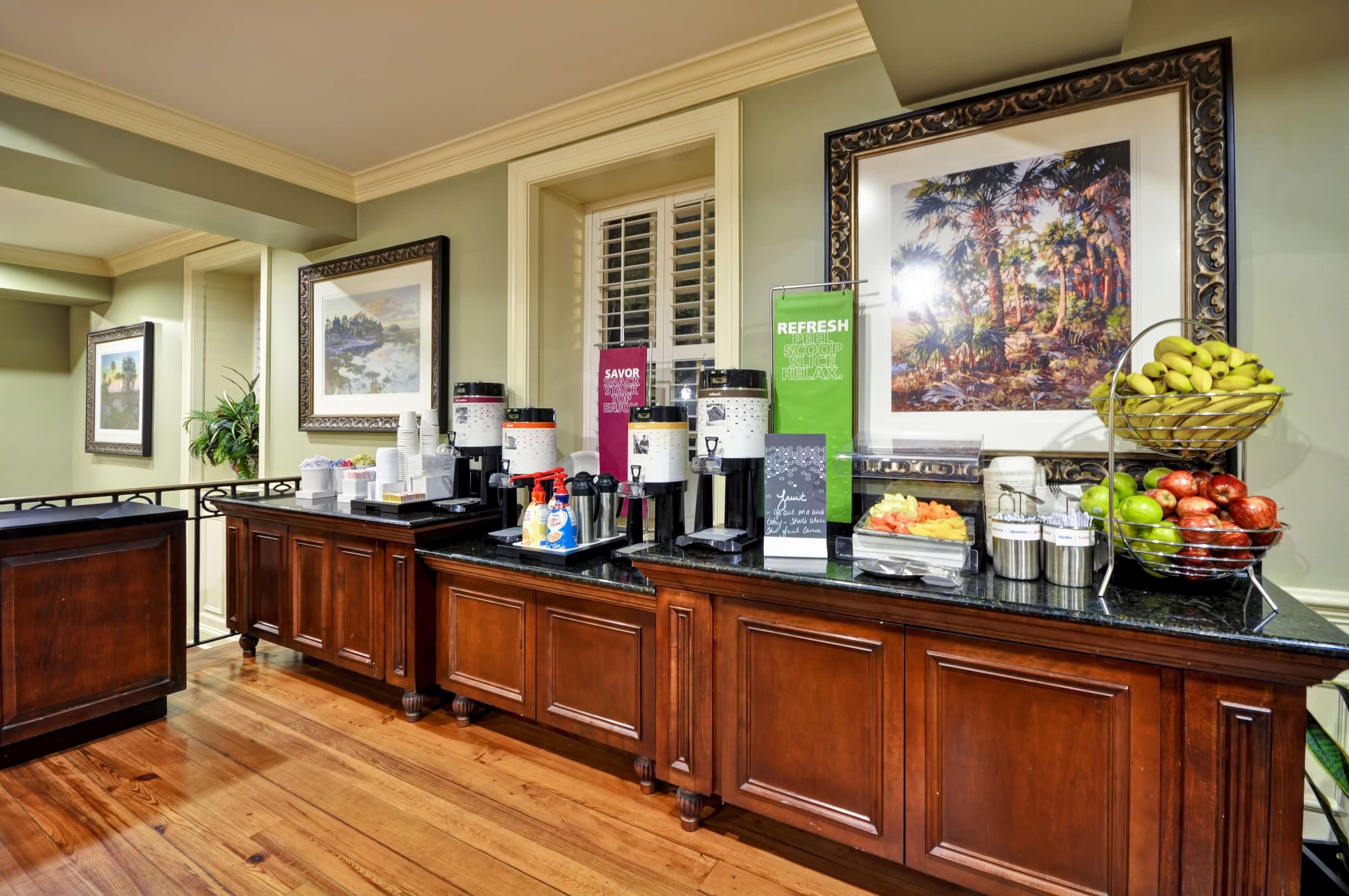 Hampton Inn Charleston-Historic District Extérieur photo