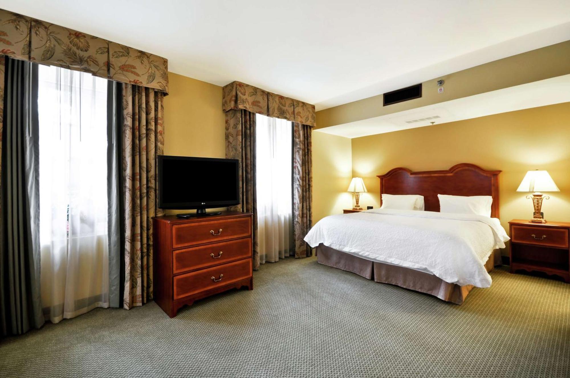 Hampton Inn Charleston-Historic District Extérieur photo