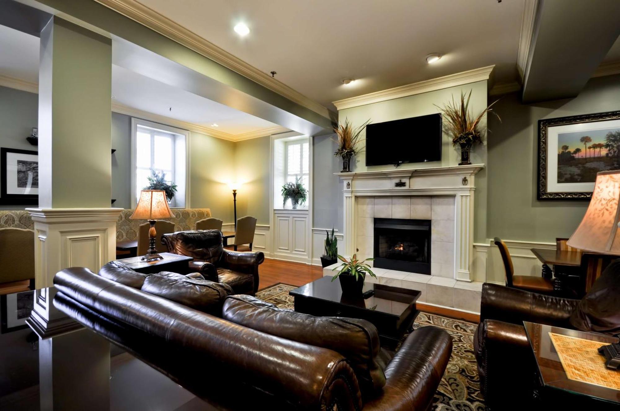 Hampton Inn Charleston-Historic District Extérieur photo