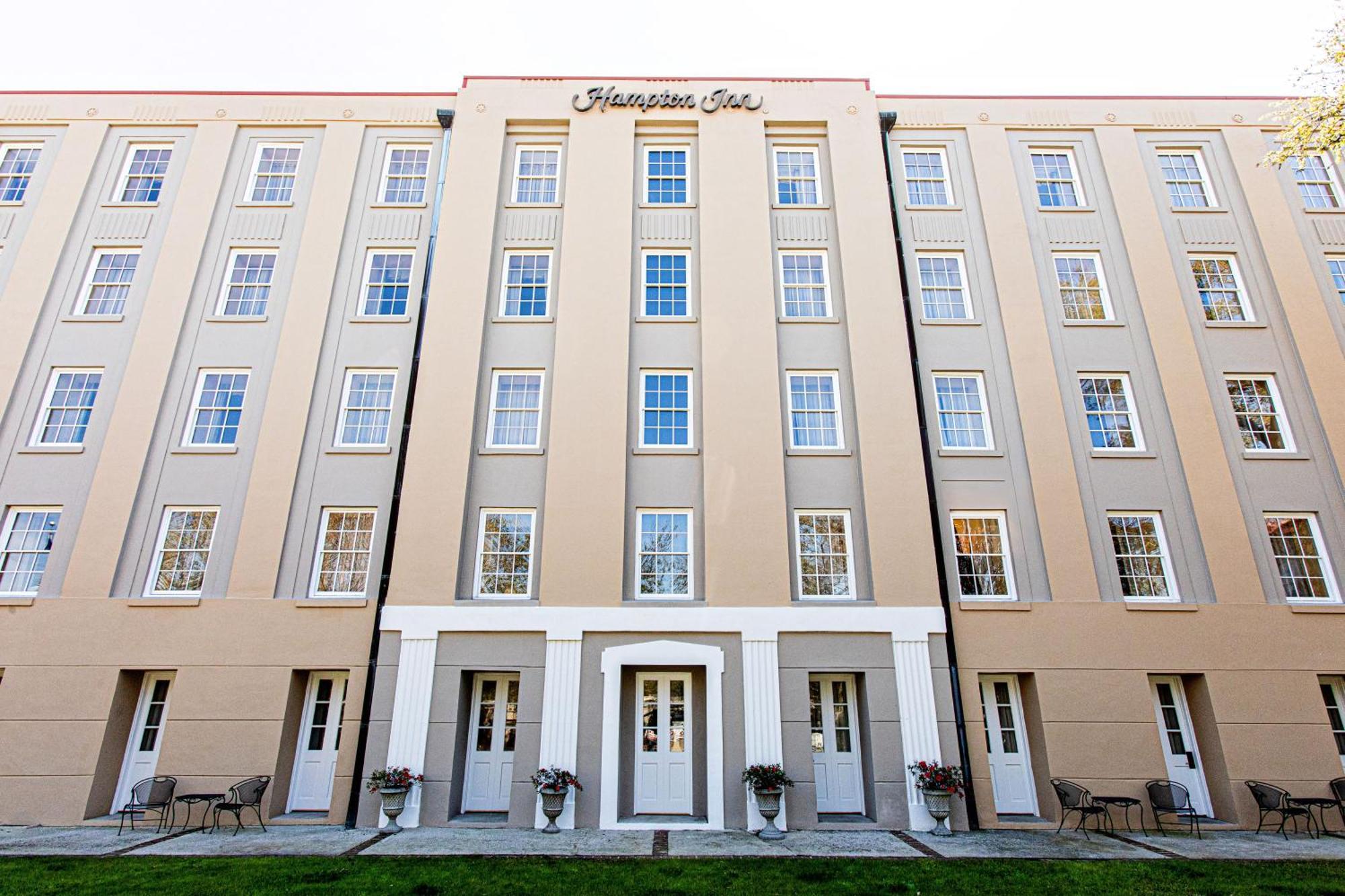 Hampton Inn Charleston-Historic District Extérieur photo