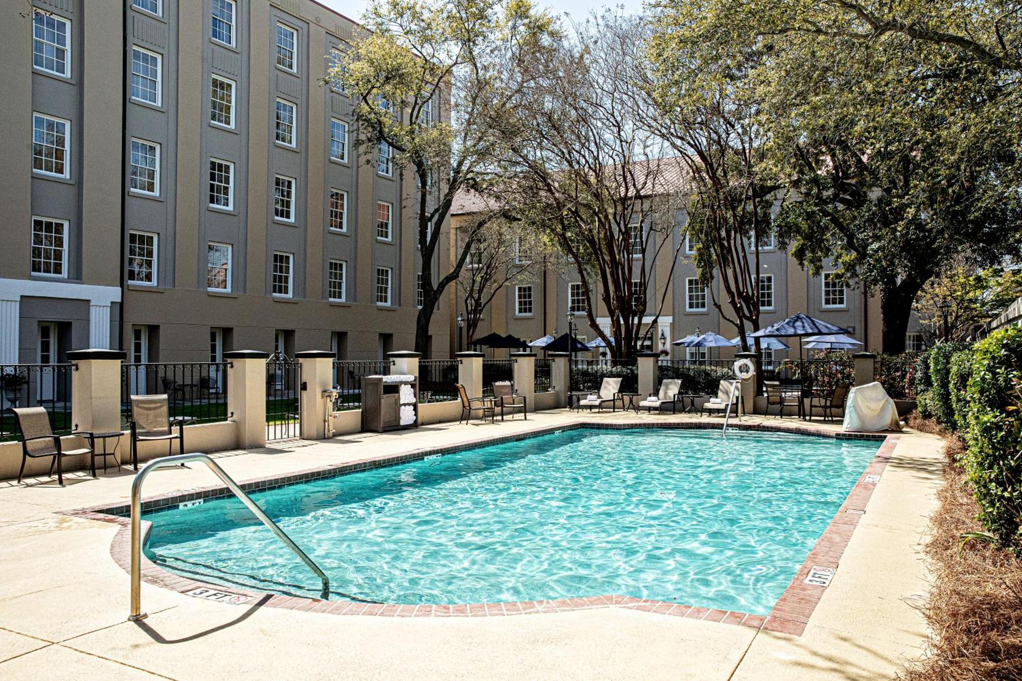 Hampton Inn Charleston-Historic District Extérieur photo
